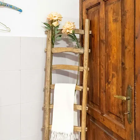 Damenona Apartament *